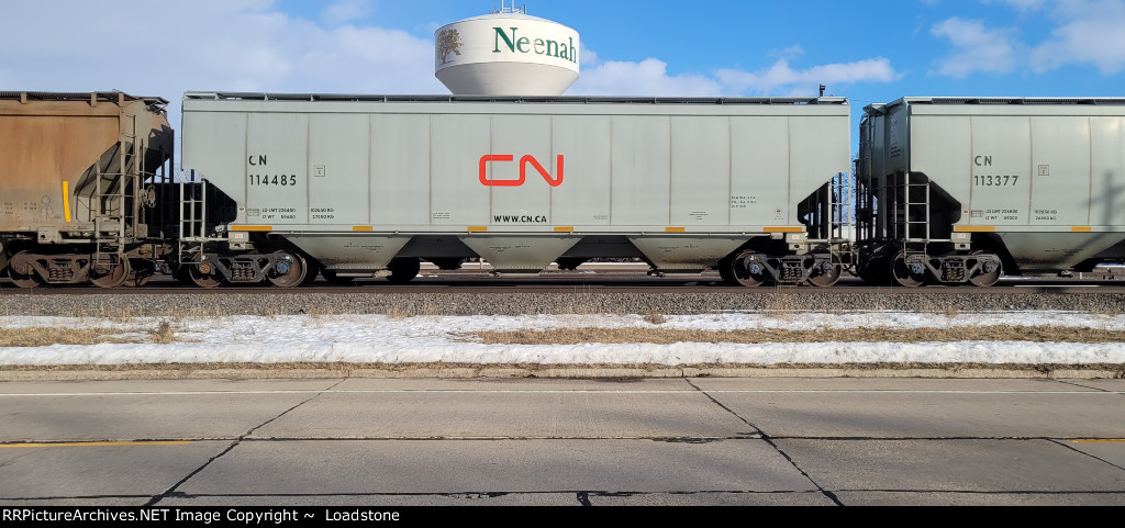 CN 114485